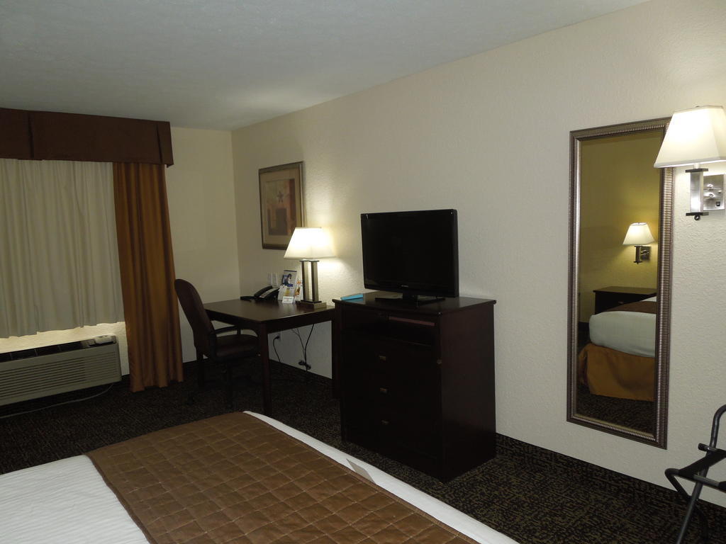 Best Western Elyria Exterior foto